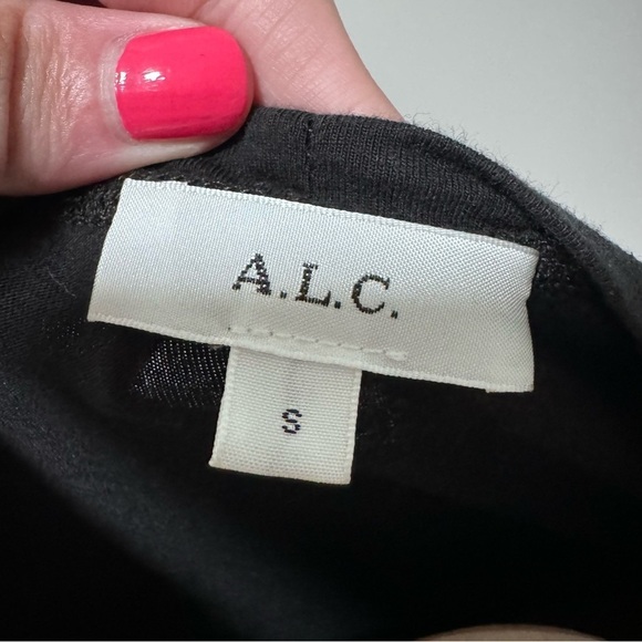 A. L. C. Kati Twisted Puff Sleeve Short Sleeve Top Black Small - Picture 10 of 11